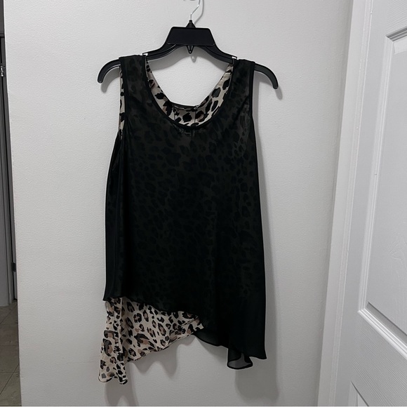 JOSEPH RIBKOFF
LEOPARD PRINT REVERSIBLE TANK - Picture 11 of 14